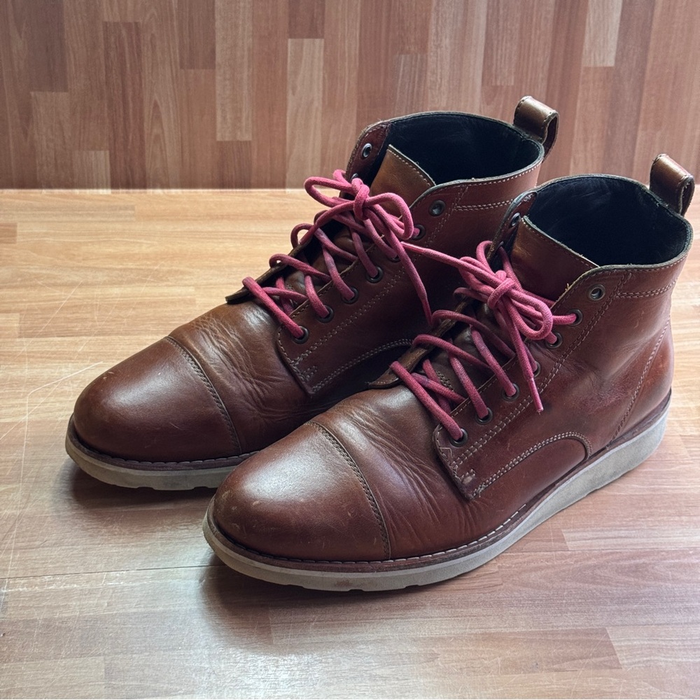 Helm Lou brown leather boots size 10.5